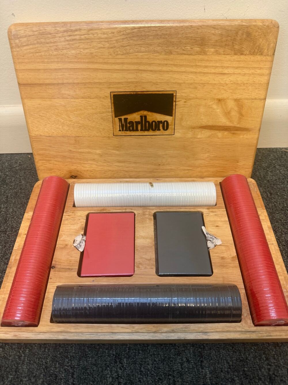 Vintage Marlboro-branded Poker Set Housed in a Wooden Oak Box